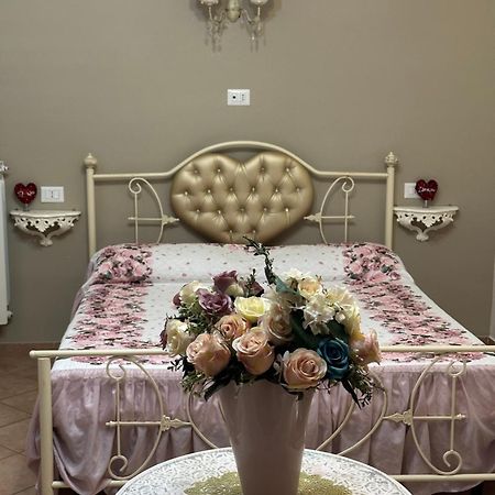 ［カザジョーヴェ］アパートメント（85m²）｜ 3ベッドルーム／3バスルーム カゼルタ エクステリア 写真