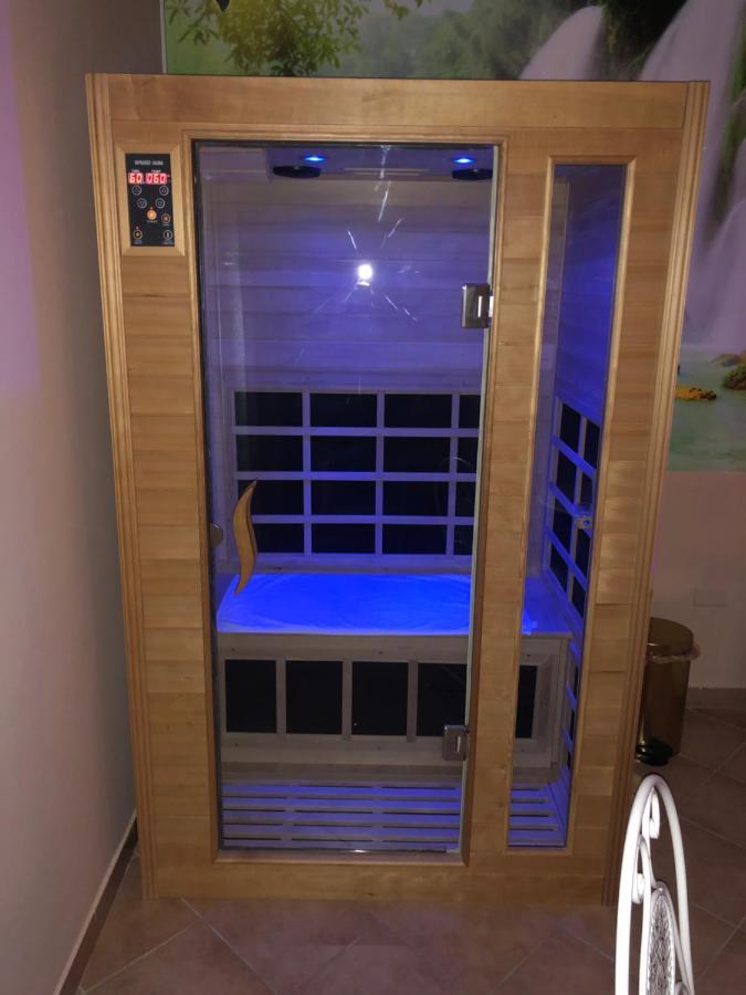 ［カザジョーヴェ］アパートメント（85m²）｜ 3ベッドルーム／3バスルーム カゼルタ エクステリア 写真